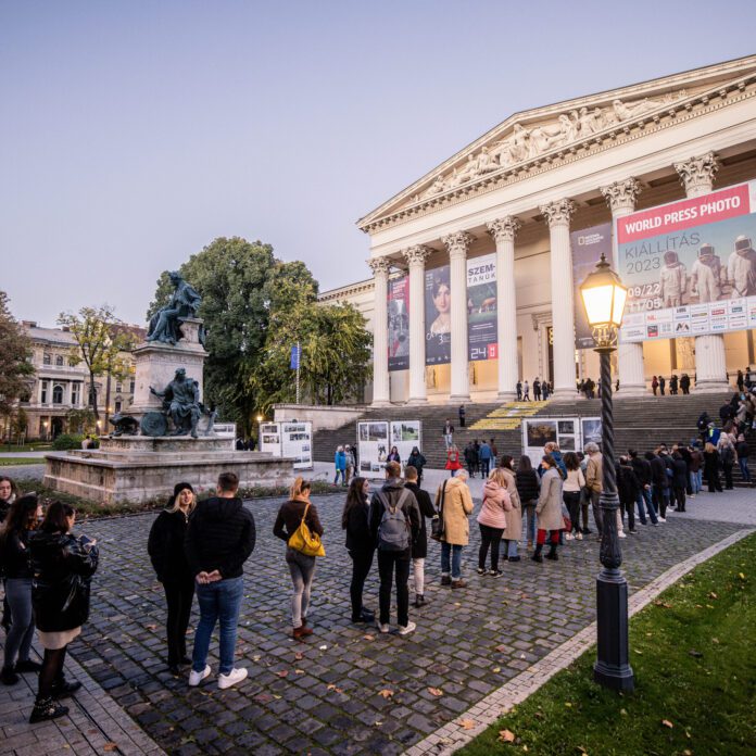 hungary-fires-museum-director-in-crackdown-on-lgbtq-depictions.jpg Hungary Fires Museum Director in Crackdown on L.G.B.T.Q. Depictions